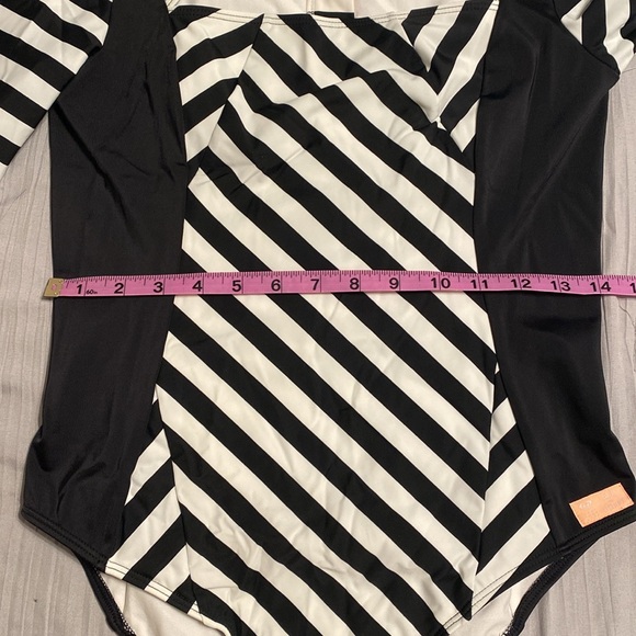 NWT Roxy Pop Surf Striped Long Sleeve - Picture 13 of 13